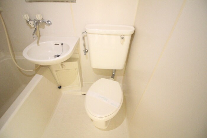 物件内観写真14　(トイレ)