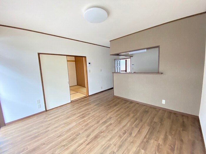 物件内観写真7　(居室)