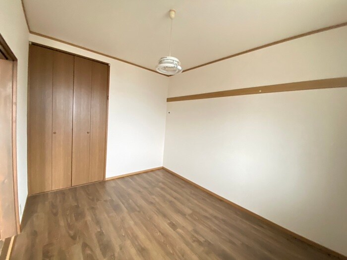 物件内観写真12　(居室)