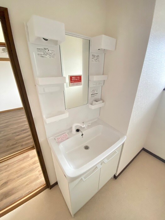 物件内観写真13　(洗面)