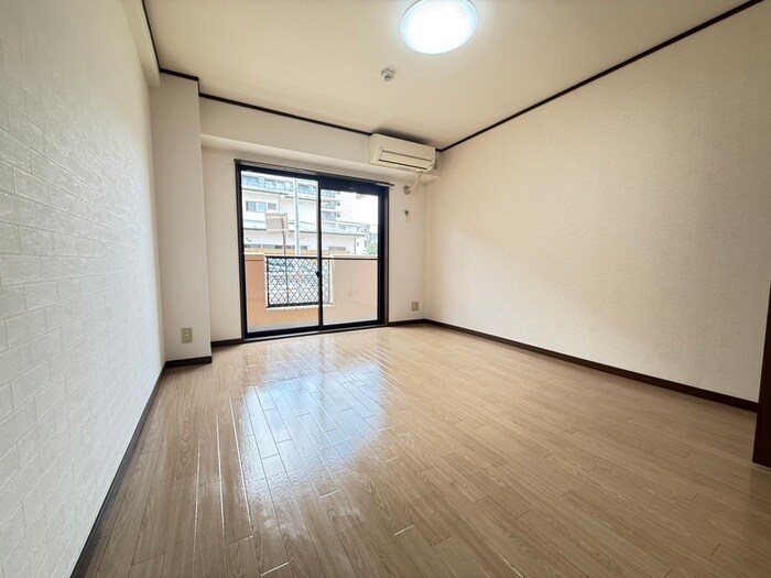 物件内観写真18　(居室)