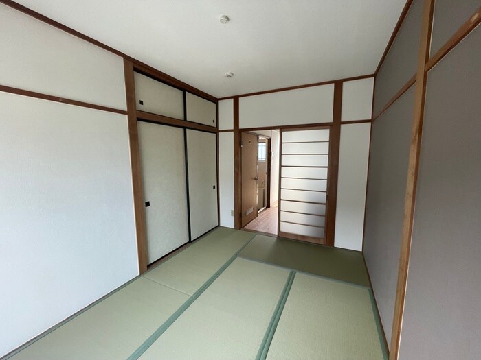 物件内観写真9　(居室)