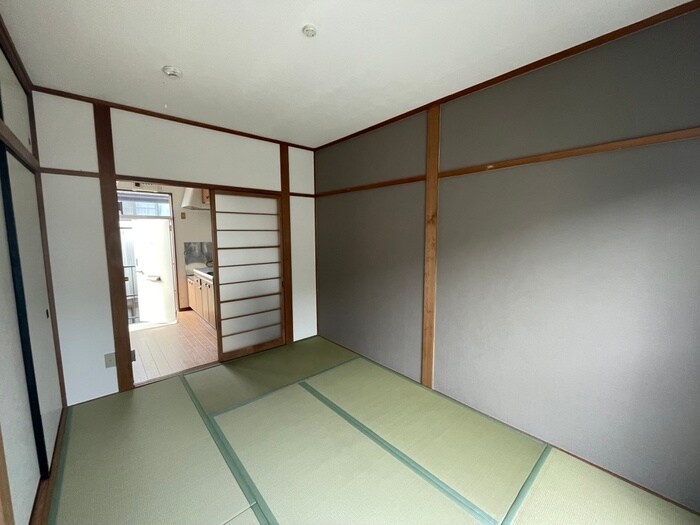 物件内観写真10　(居室)