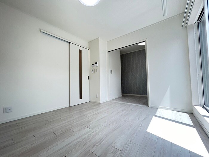 物件内観写真9　(居室)