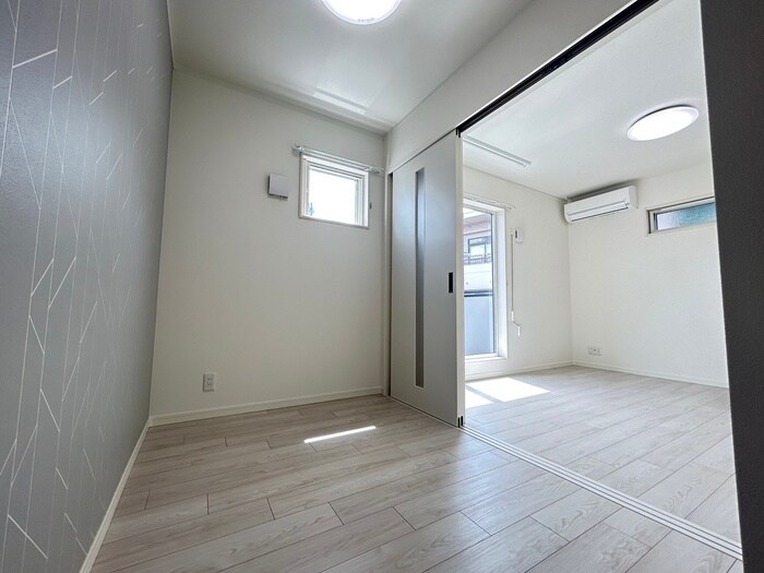 物件内観写真10　(居室)