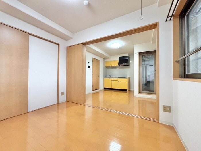 物件内観写真8　(居室)