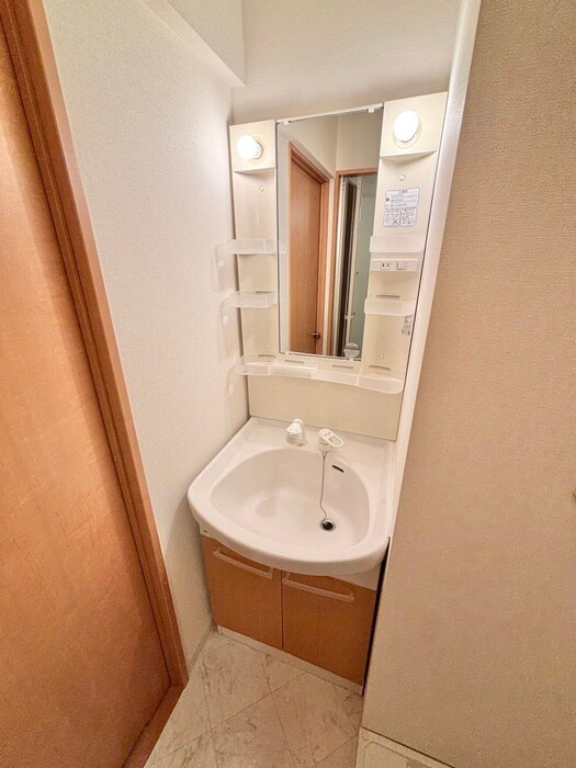 物件内観写真13　(洗面)