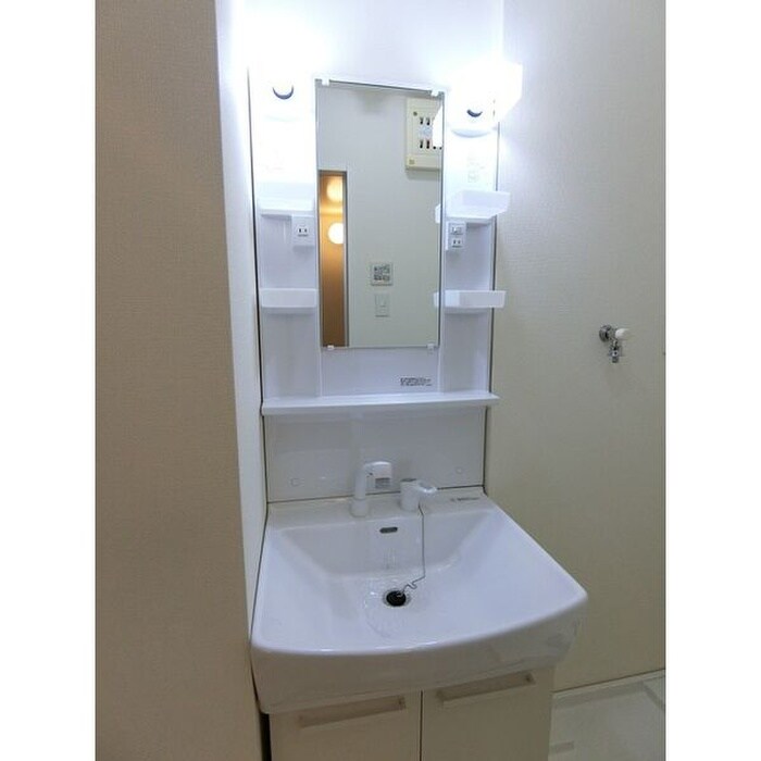 物件内観写真15　(洗面)