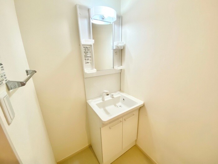 物件内観写真13　(洗面)