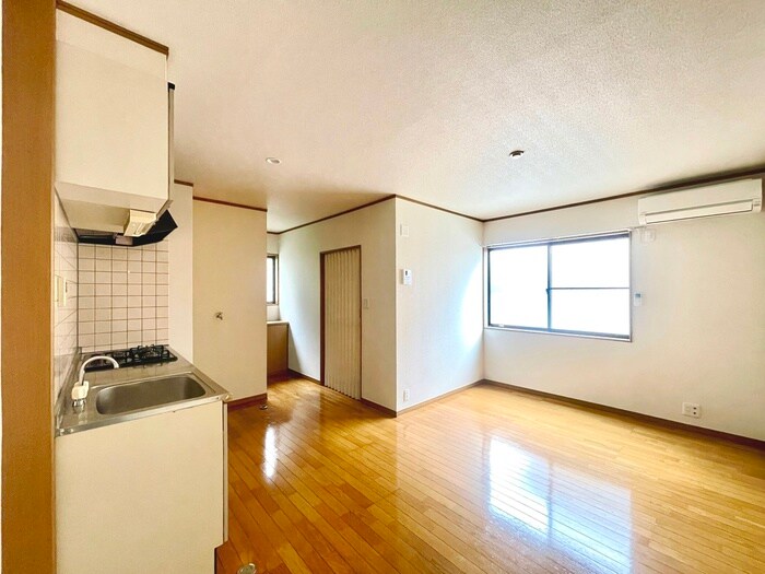 物件内観写真8　(居室)