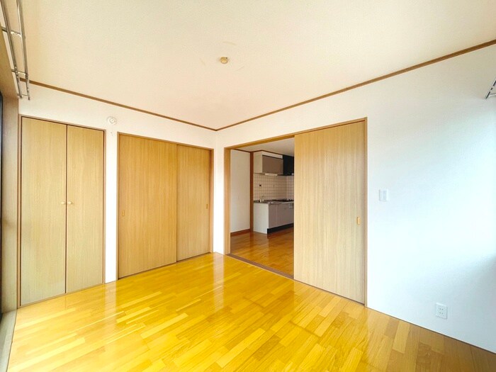 物件内観写真9　(居室)