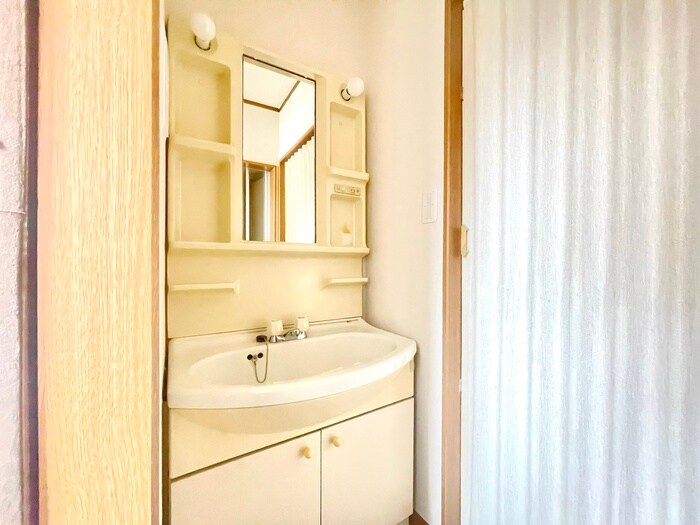 物件内観写真13　(洗面)