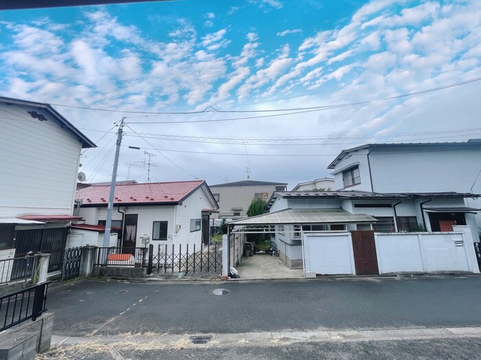 物件内観写真22　(室内からの展望)