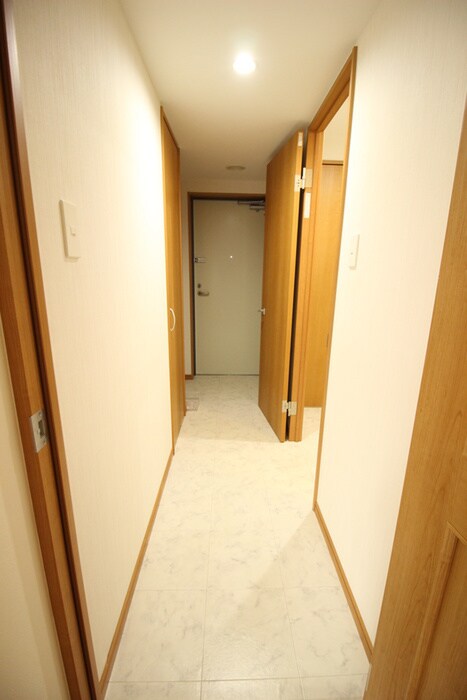 物件内観写真19　(玄関)