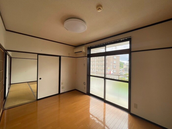 物件内観写真15　(居室)