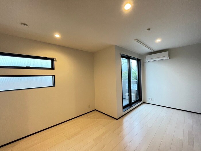 物件内観写真5　(居室)