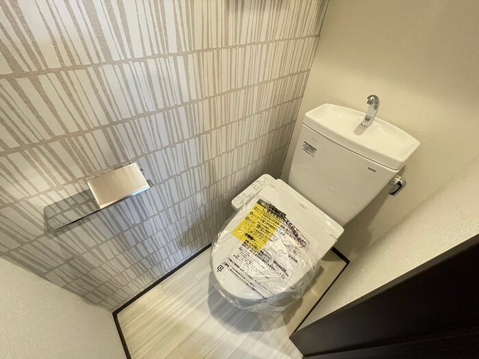 物件内観写真9　(トイレ)