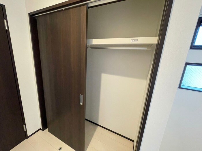 物件内観写真12　(収納)