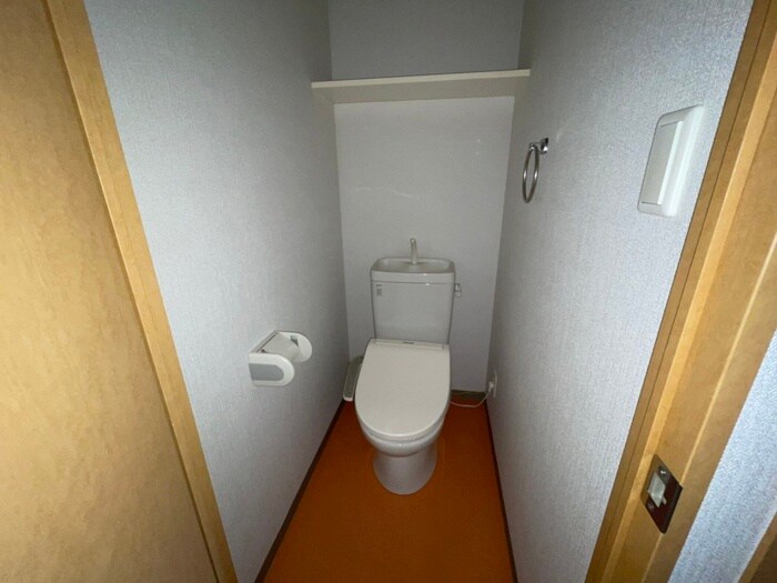物件内観写真12　(トイレ)