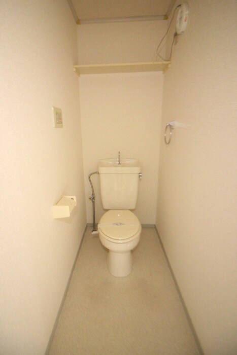 物件内観写真6　(トイレ)