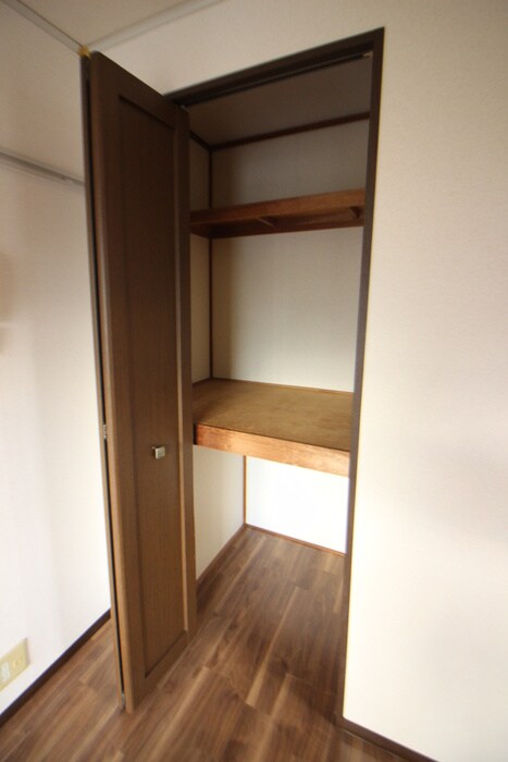 物件内観写真9　(収納)