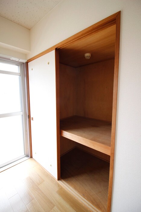 物件内観写真11　(収納)