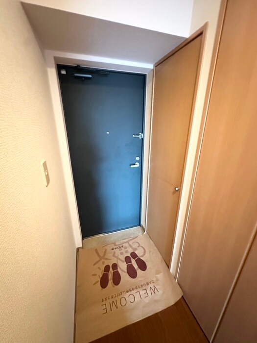 物件内観写真17　(玄関)