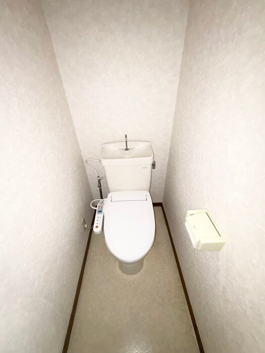 物件内観写真14　(トイレ)