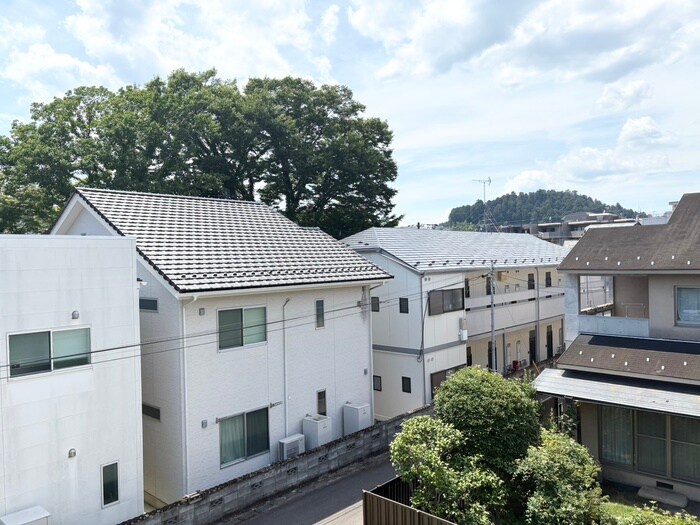 物件内観写真20　(室内からの展望)