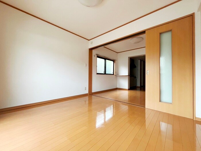 物件内観写真10　(居室)