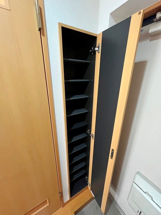 物件内観写真16　(靴箱)