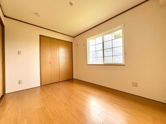 物件内観写真9　(居室)