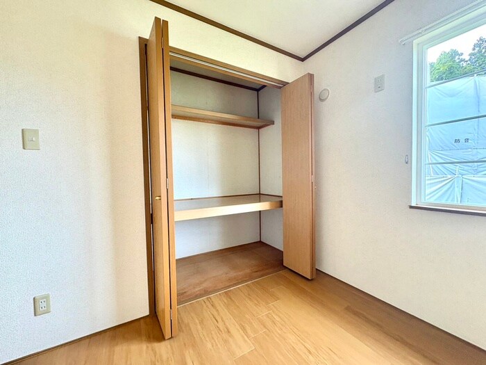 物件内観写真10　(収納)