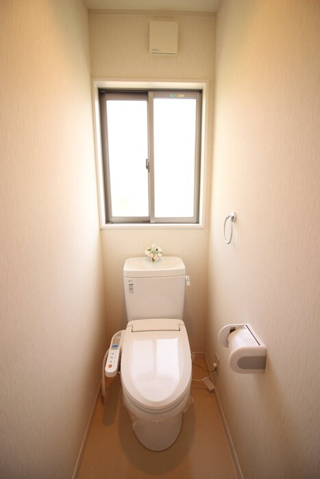 物件内観写真16　(トイレ)