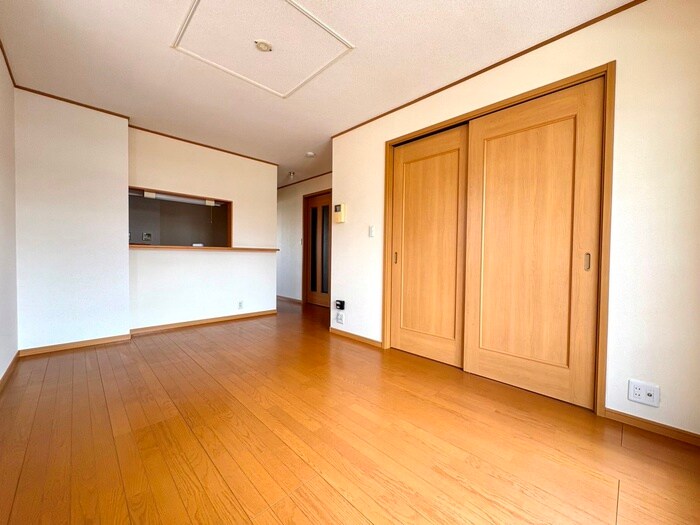 物件内観写真7　(居室)