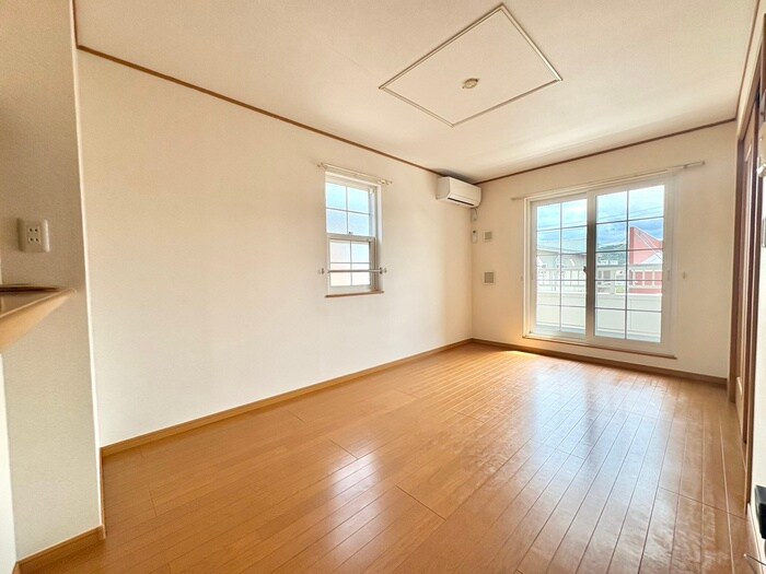 物件内観写真8　(居室)