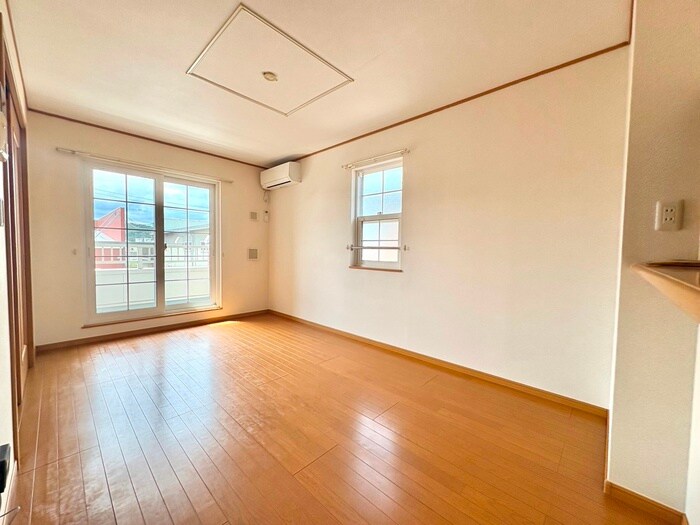 物件内観写真8　(居室)