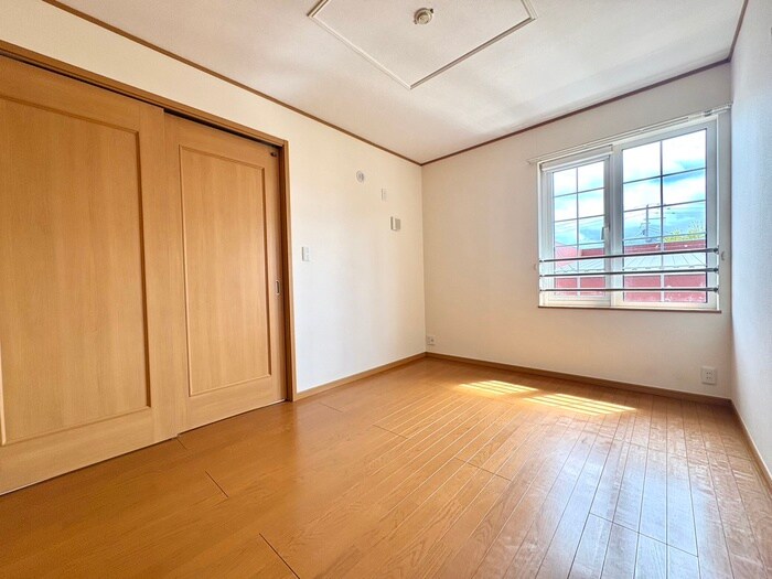 物件内観写真9　(居室)