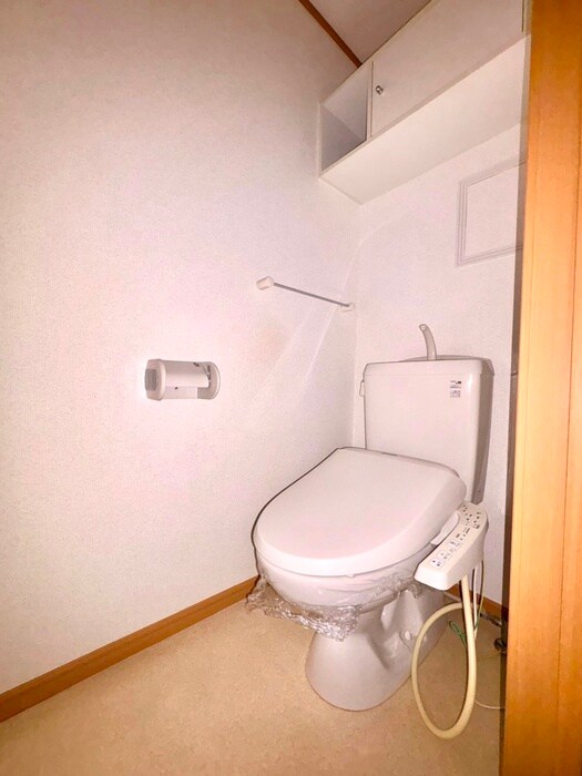 物件内観写真15　(トイレ)