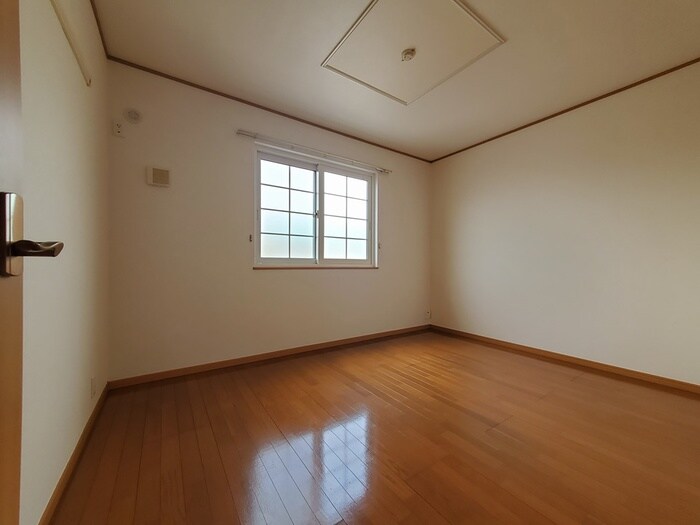 物件内観写真6　(居室)