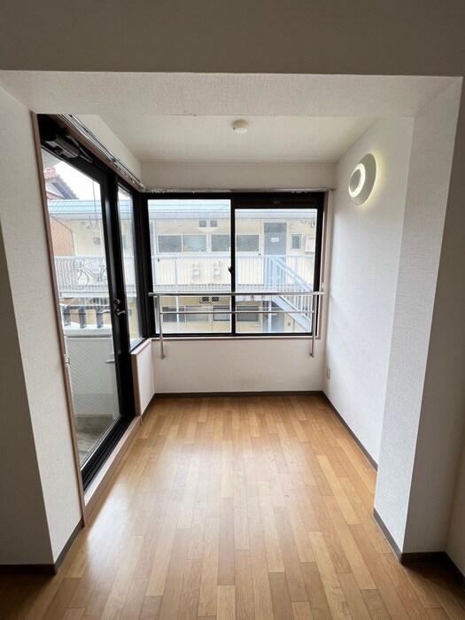 物件内観写真11　(居室)