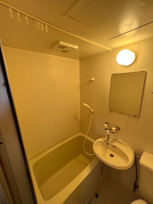 物件内観写真13　(バス／シャワールーム等)