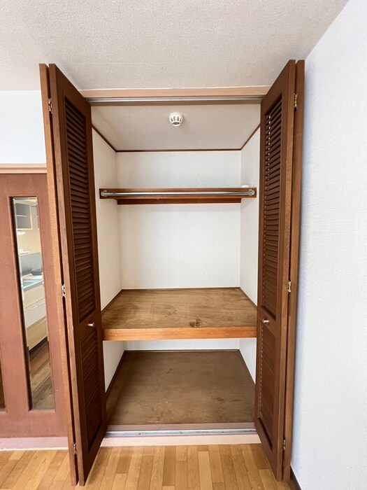 物件内観写真18　(収納)