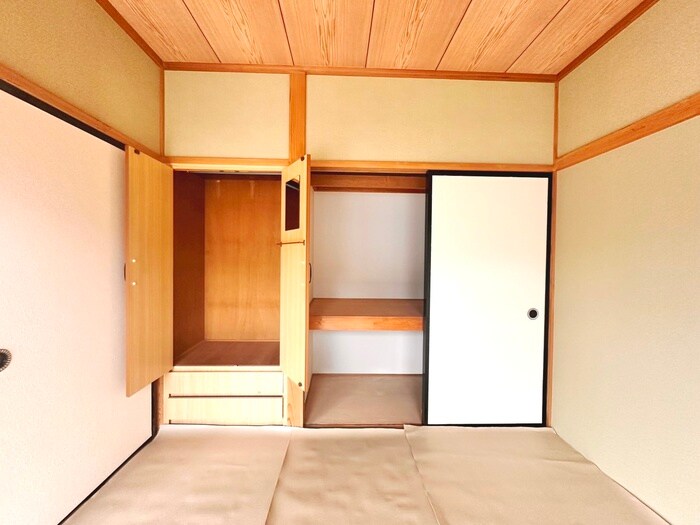 物件内観写真10　(収納)