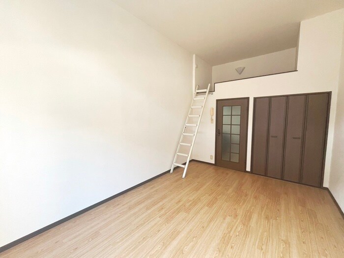 物件内観写真19　(居室)