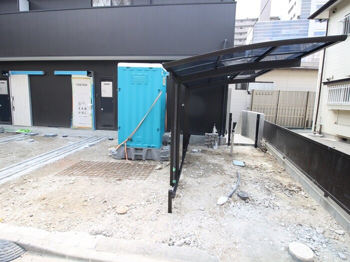 物件外観写真5　(駐輪場)