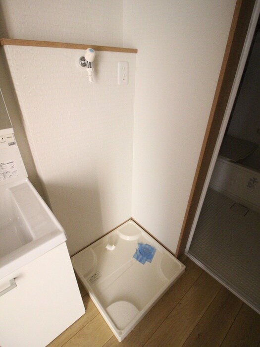 物件内観写真22　(洗濯機置場)