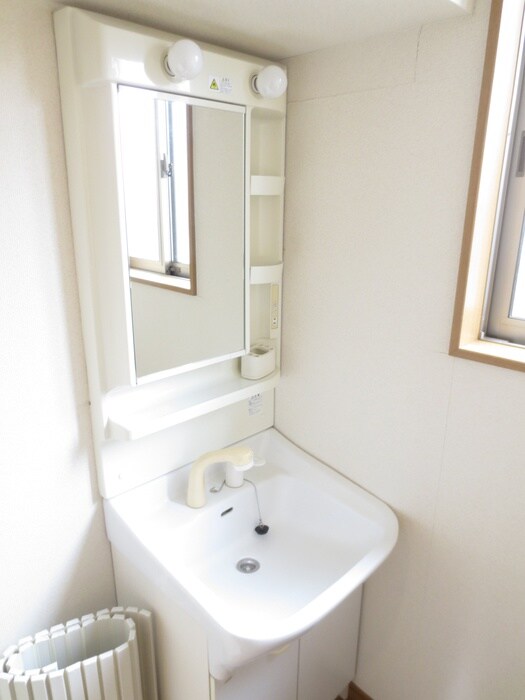 物件内観写真10　(洗面)