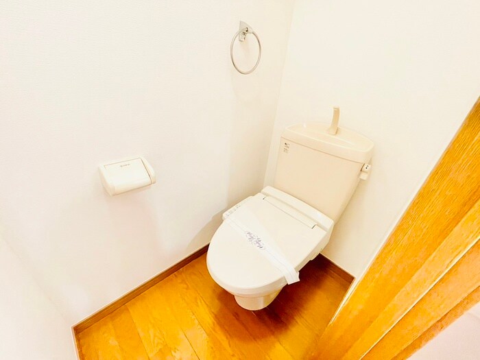 物件内観写真12　(トイレ)