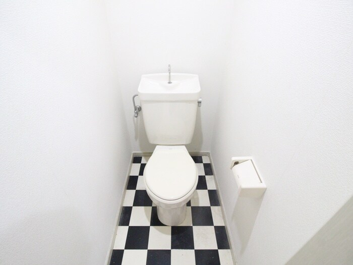 物件内観写真11　(トイレ)